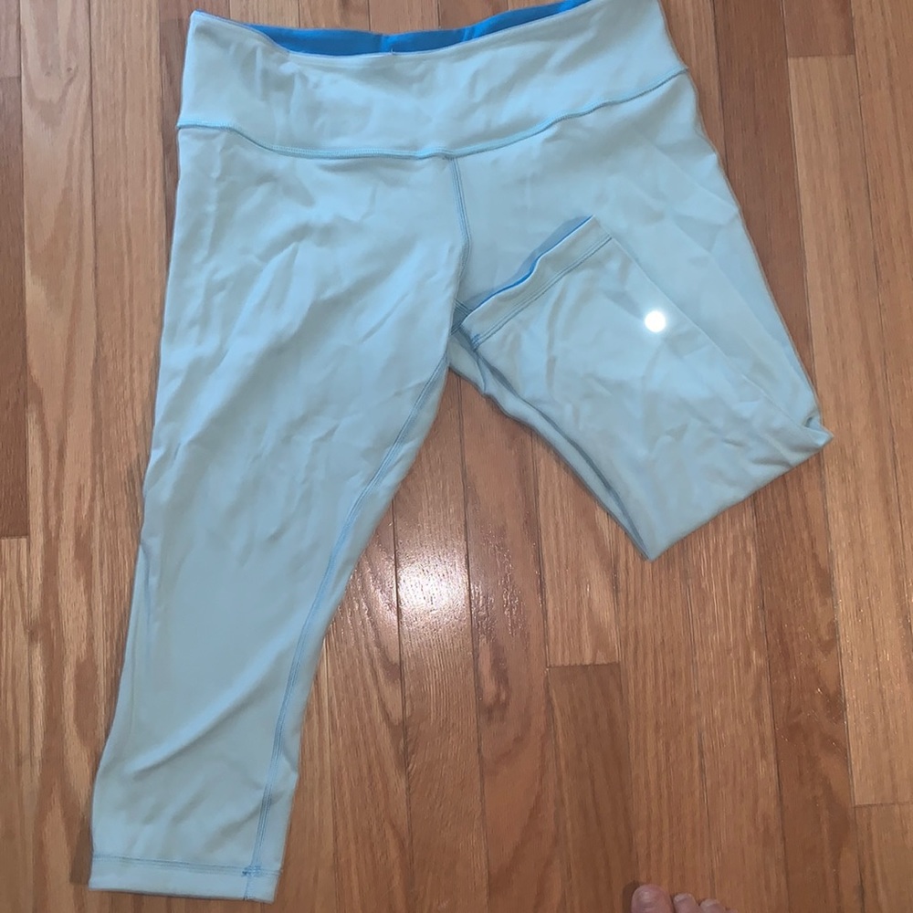 Lululemon Reversible Cropped Leggings